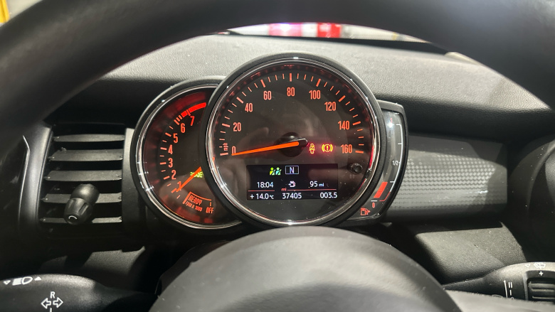 MINI Hatchback 1.5 Cooper Classic II 3dr Petrol Hatchback